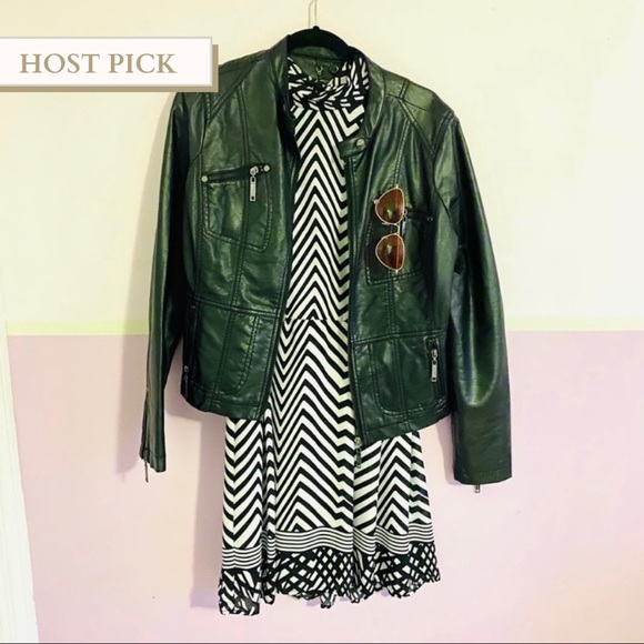 Bisou Bisou Dresses & Skirts - WORN ONCE Black and White Patterned Party Dress